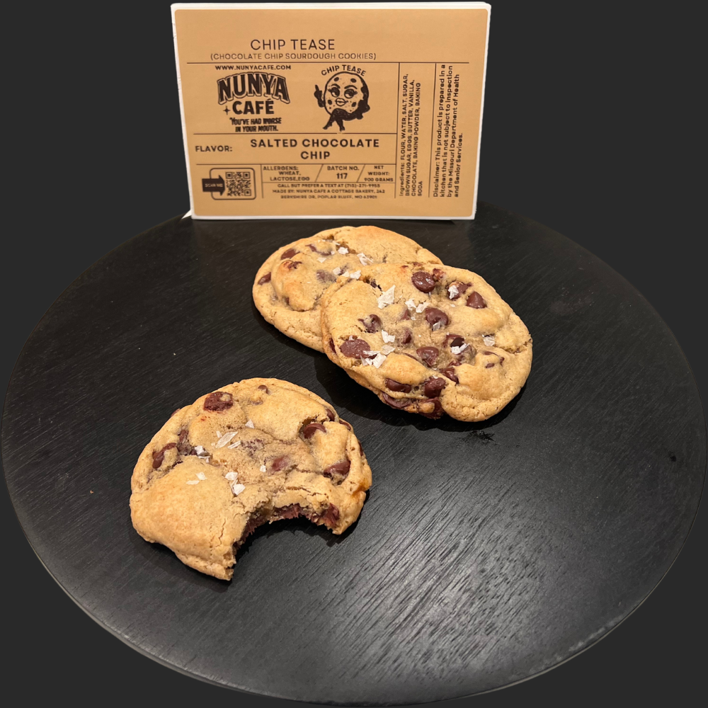 🍪 Chip Tease (8 Pack of BIG cookies)